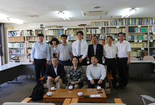 2b23f1204b1a0f1c65a2f7d14a6f9d97.jpg 代表团一行访问大阪产业大学.jpg