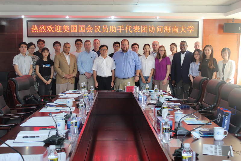 002b95656ea4f2da37a1ad26657f7e83.jpg 合影留念.jpg