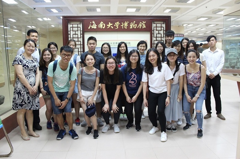 4fa1180192761e157a83df57bfad9bf1.jpg 参访博物馆.JPG